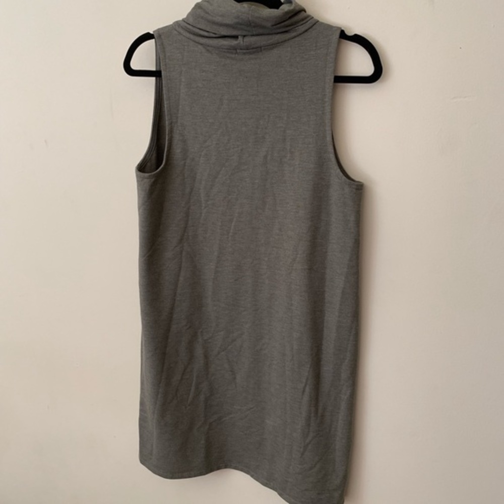 Leith - Olive Mock Neck Sleeveless Dress - Picture 2 of 6